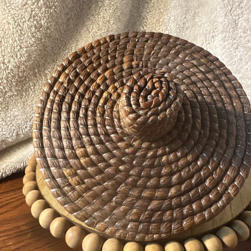 Hand Woven Round 10
